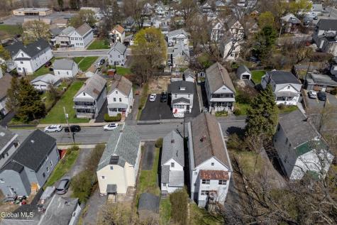 556 Clarendon Street Schenectady NY 12308