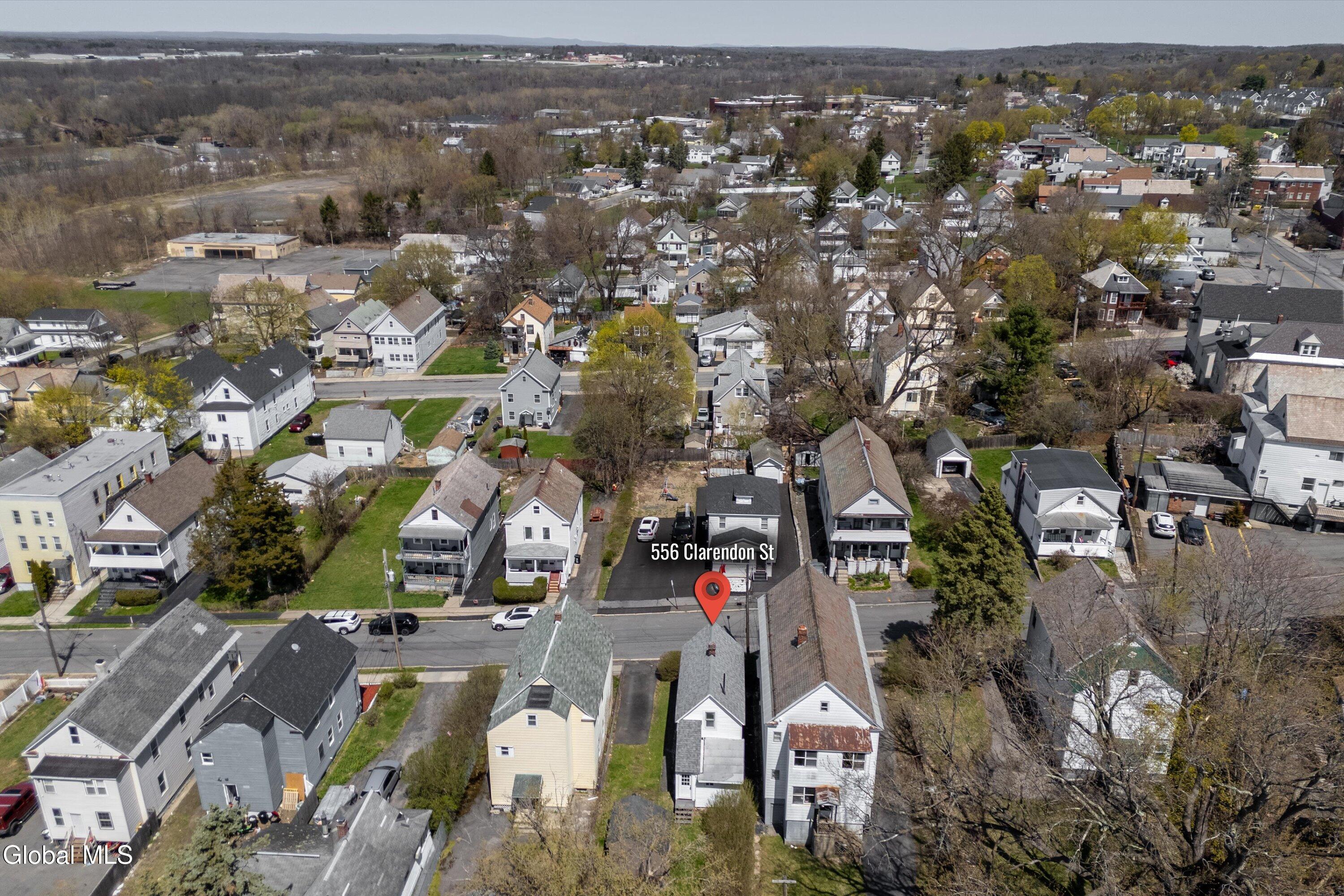 556 Clarendon Street Schenectady NY 12308