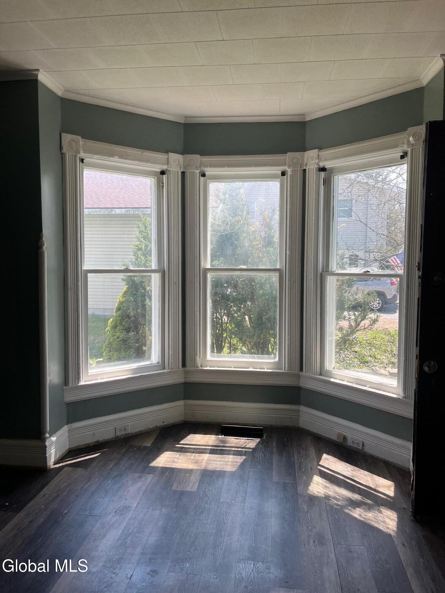 24 Elmwood Avenue Gloversville NY 12078