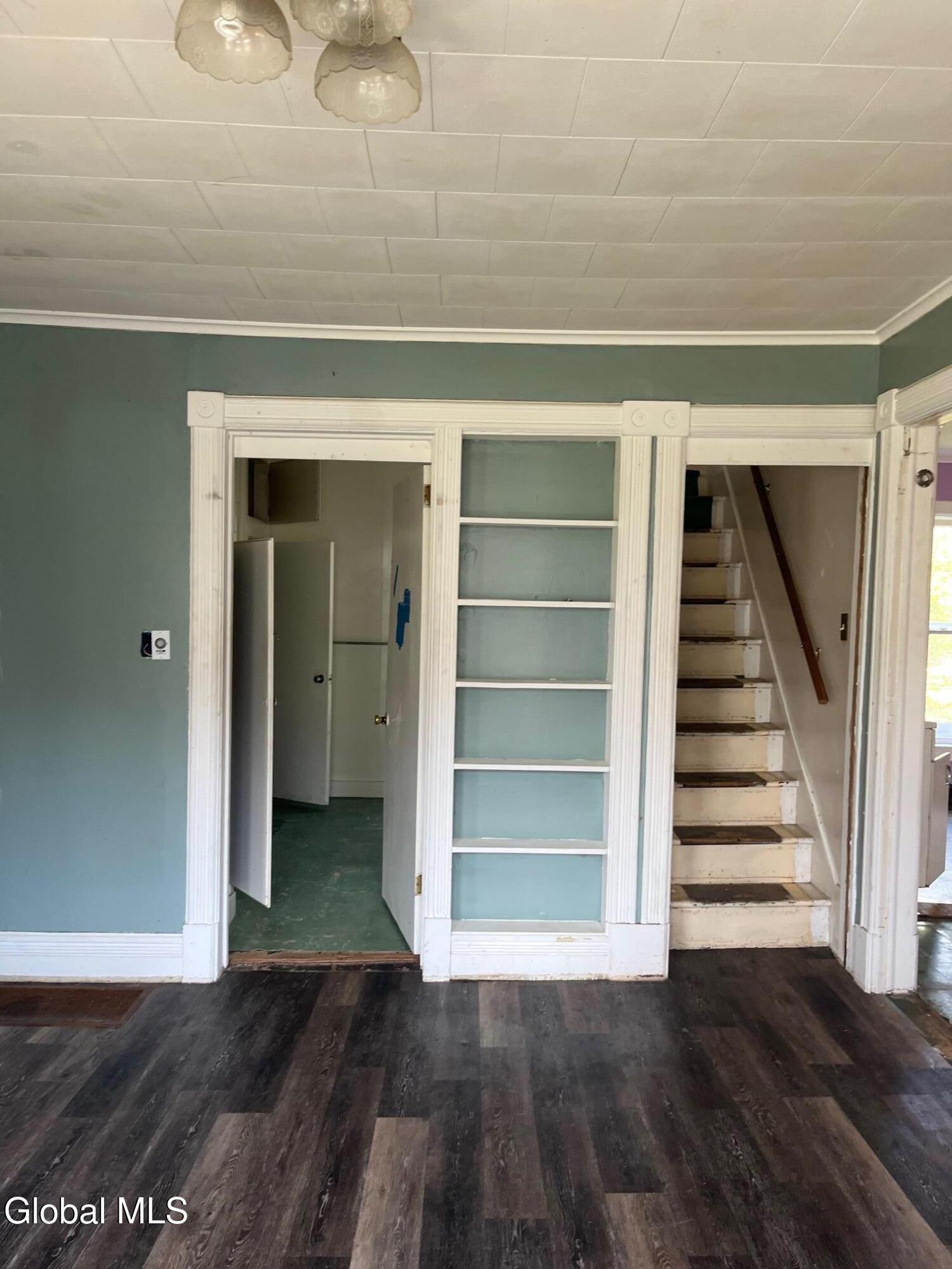 24 Elmwood Avenue Gloversville NY 12078