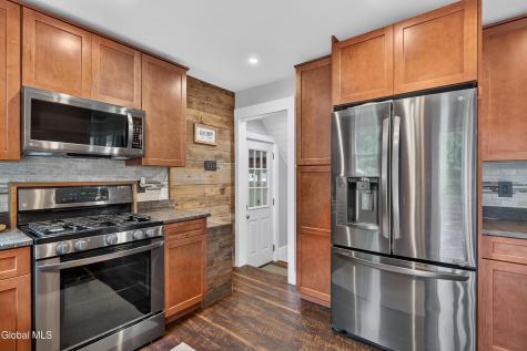1788 Devendorf Road Schenectady NY 12303