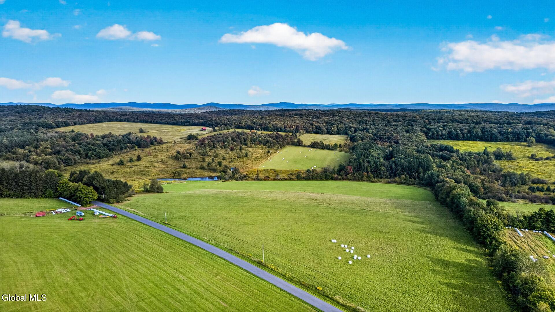2614 Turnpike Road East Meredith NY 13757