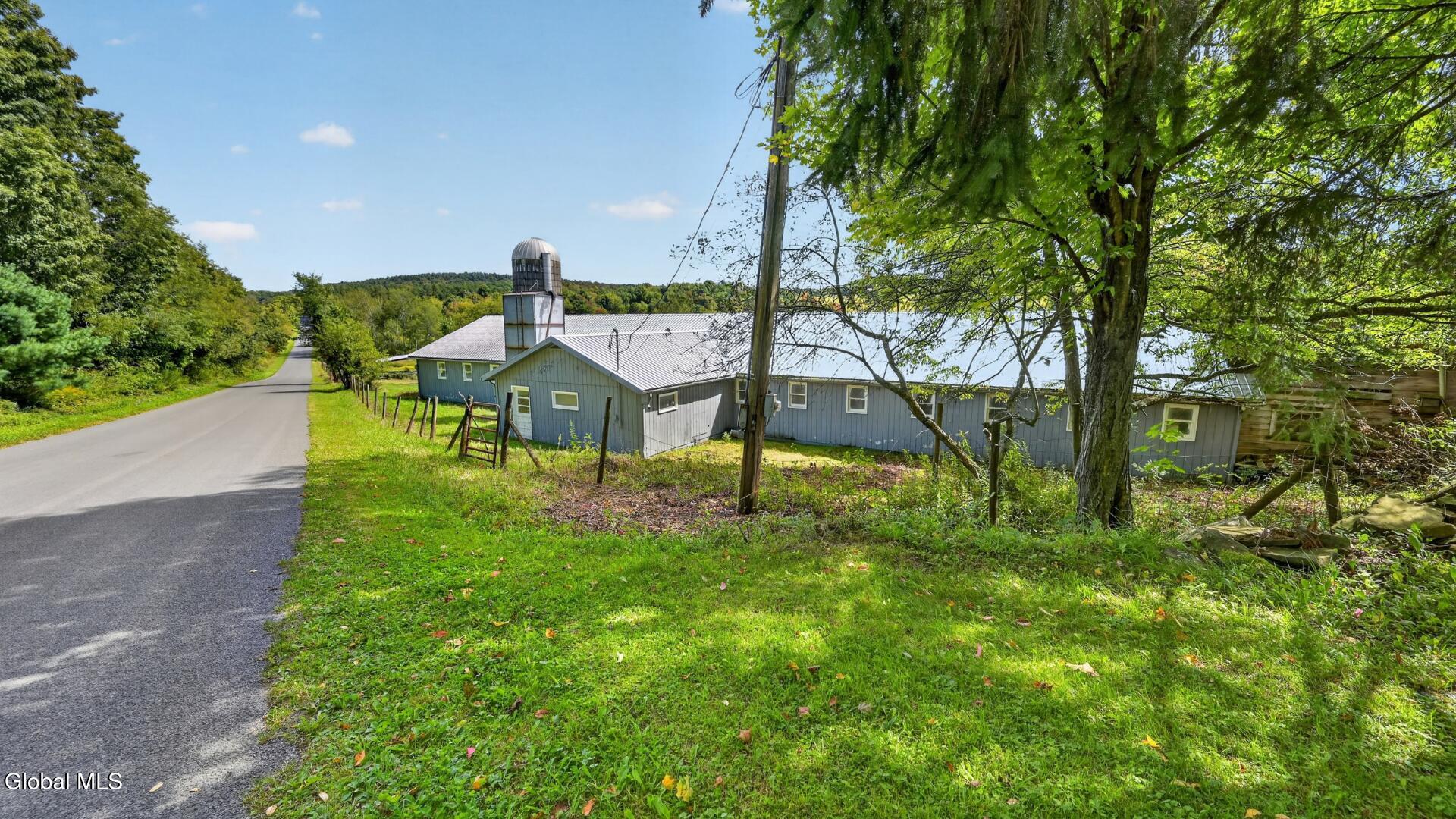 2614 Turnpike Road East Meredith NY 13757
