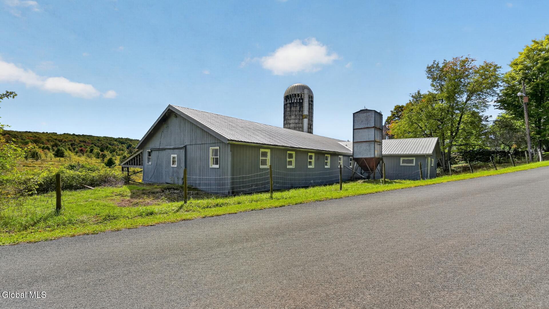 2614 Turnpike Road East Meredith NY 13757