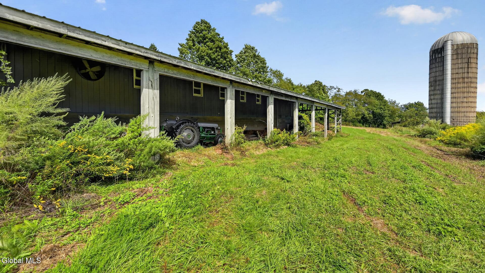 2614 Turnpike Road East Meredith NY 13757