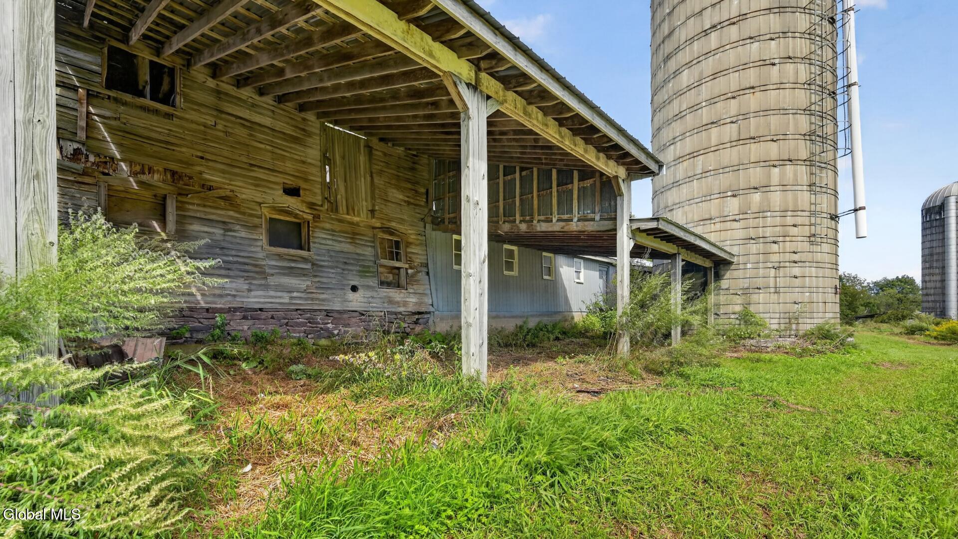 2614 Turnpike Road East Meredith NY 13757