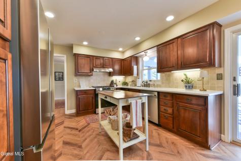 3 Eagle Trace Clifton Park NY 12019