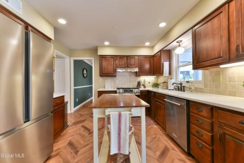 3 Eagle Trace Clifton Park NY 12019