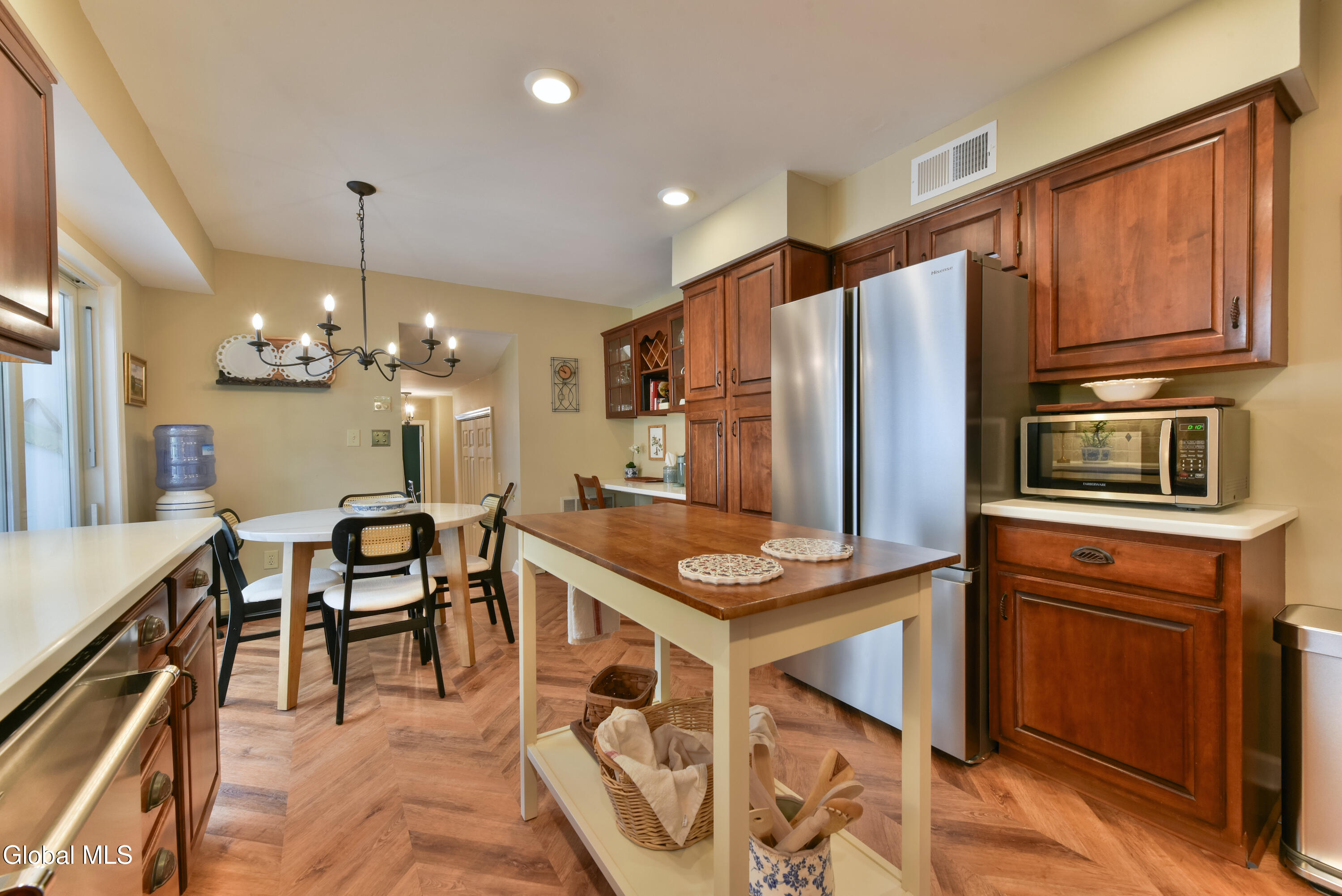 3 Eagle Trace Clifton Park NY 12019