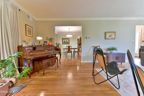 3 Eagle Trace Clifton Park NY 12019