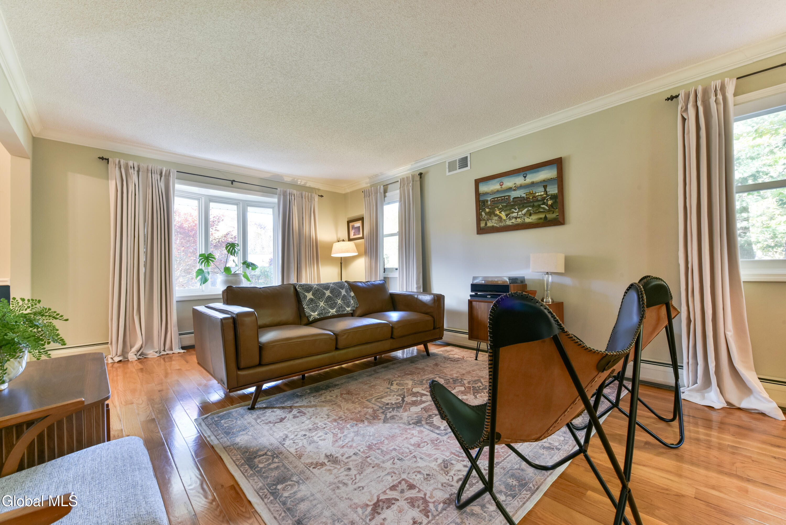 3 Eagle Trace Clifton Park NY 12019