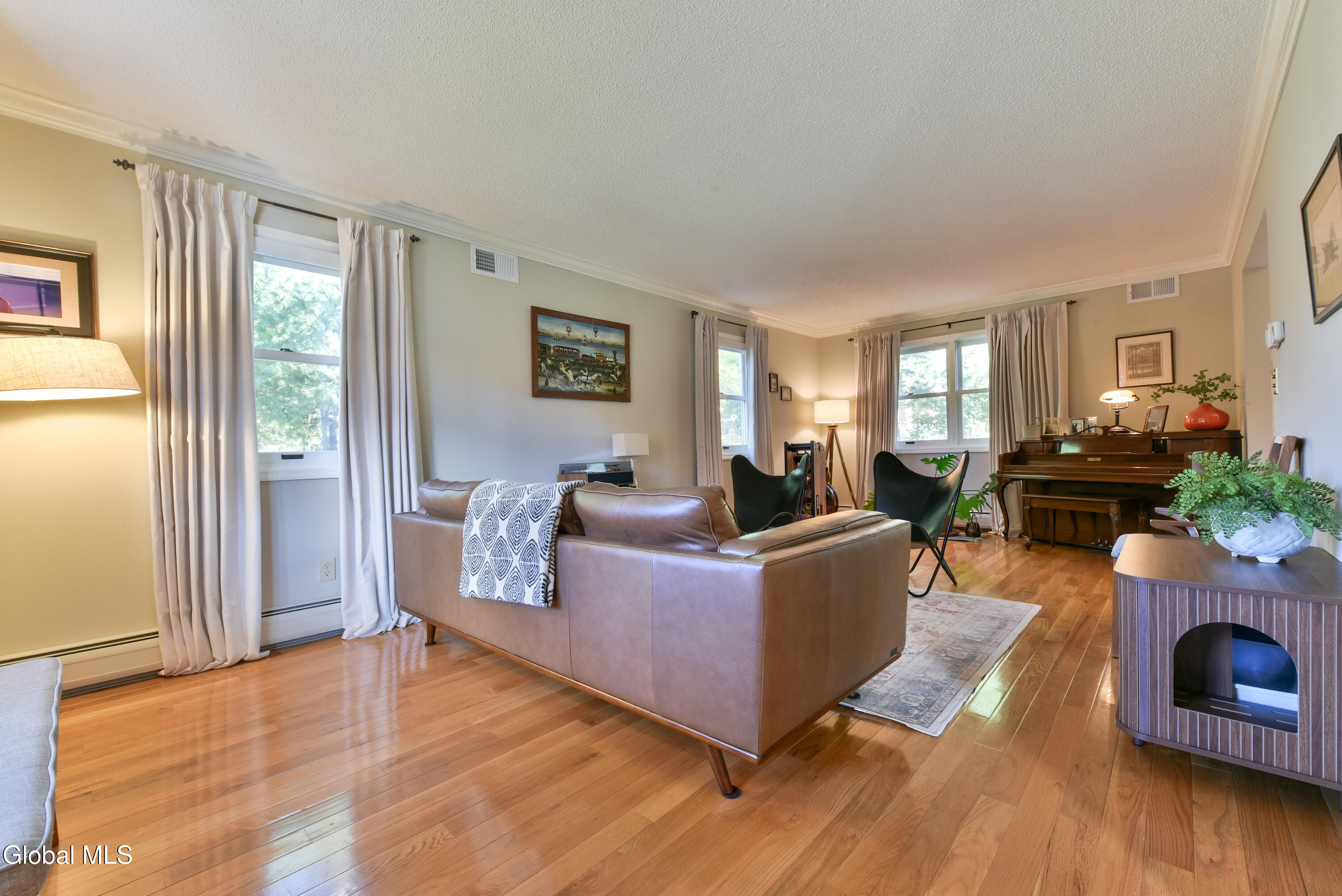 3 Eagle Trace Clifton Park NY 12019