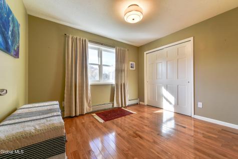 3 Eagle Trace Clifton Park NY 12019