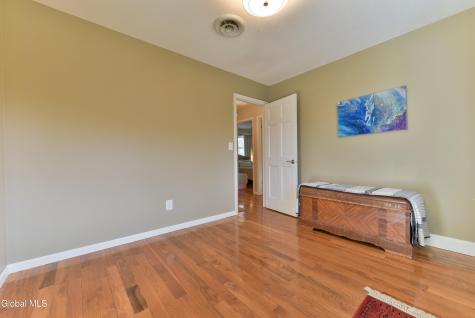3 Eagle Trace Clifton Park NY 12019