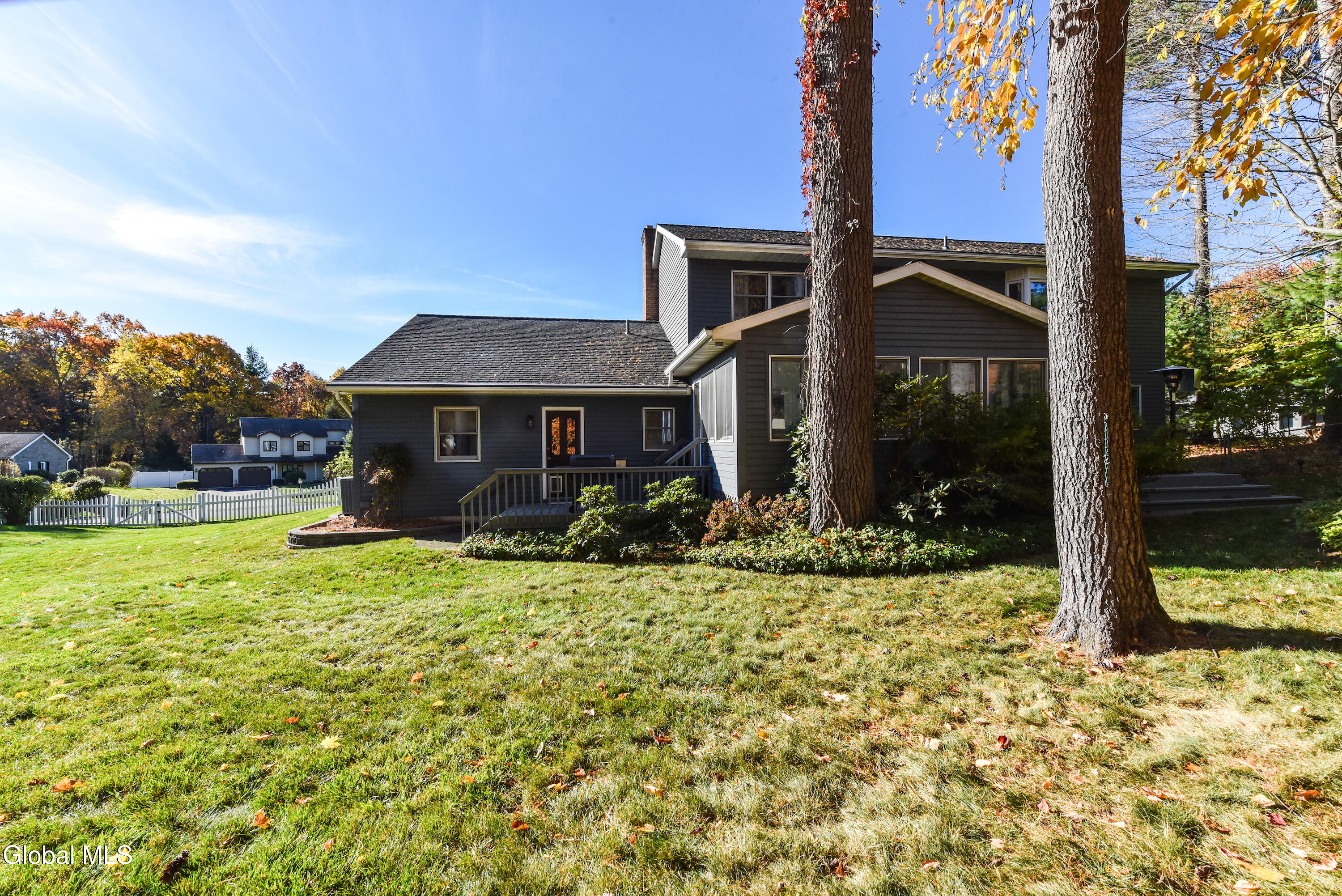 3 Eagle Trace Clifton Park NY 12019