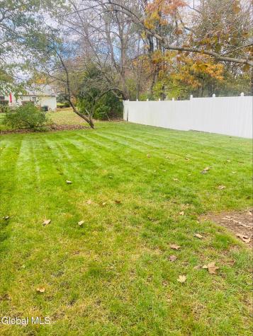 606 Tedesco Court Guilderland NY 12303