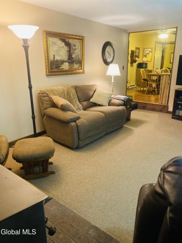 606 Tedesco Court Guilderland NY 12303