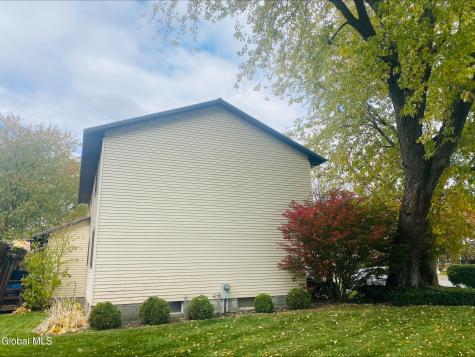 606 Tedesco Court Guilderland NY 12303