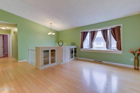 10 Florida Avenue Rensselaer NY 12144