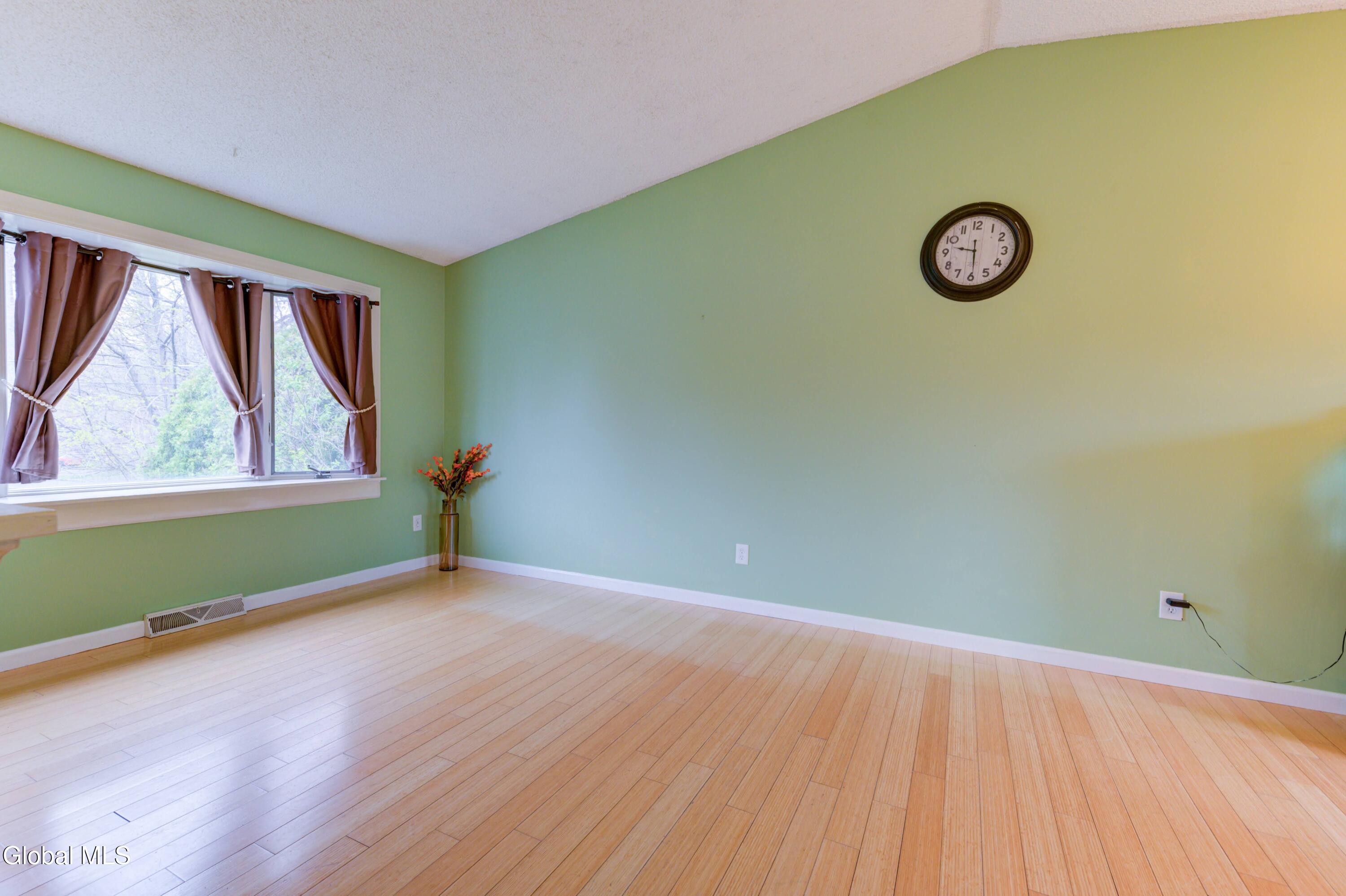 10 Florida Avenue Rensselaer NY 12144