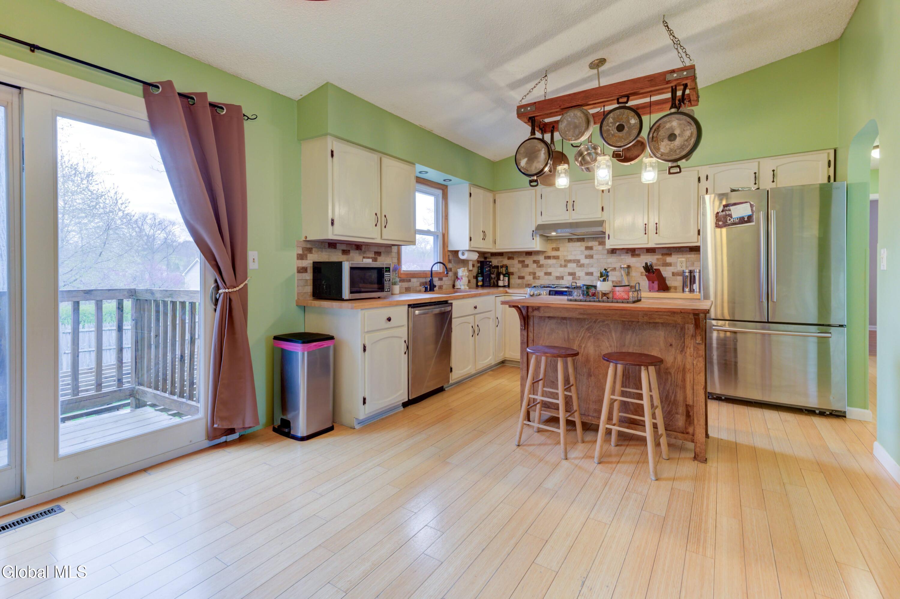 10 Florida Avenue Rensselaer NY 12144