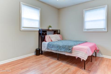10 Florida Avenue Rensselaer NY 12144