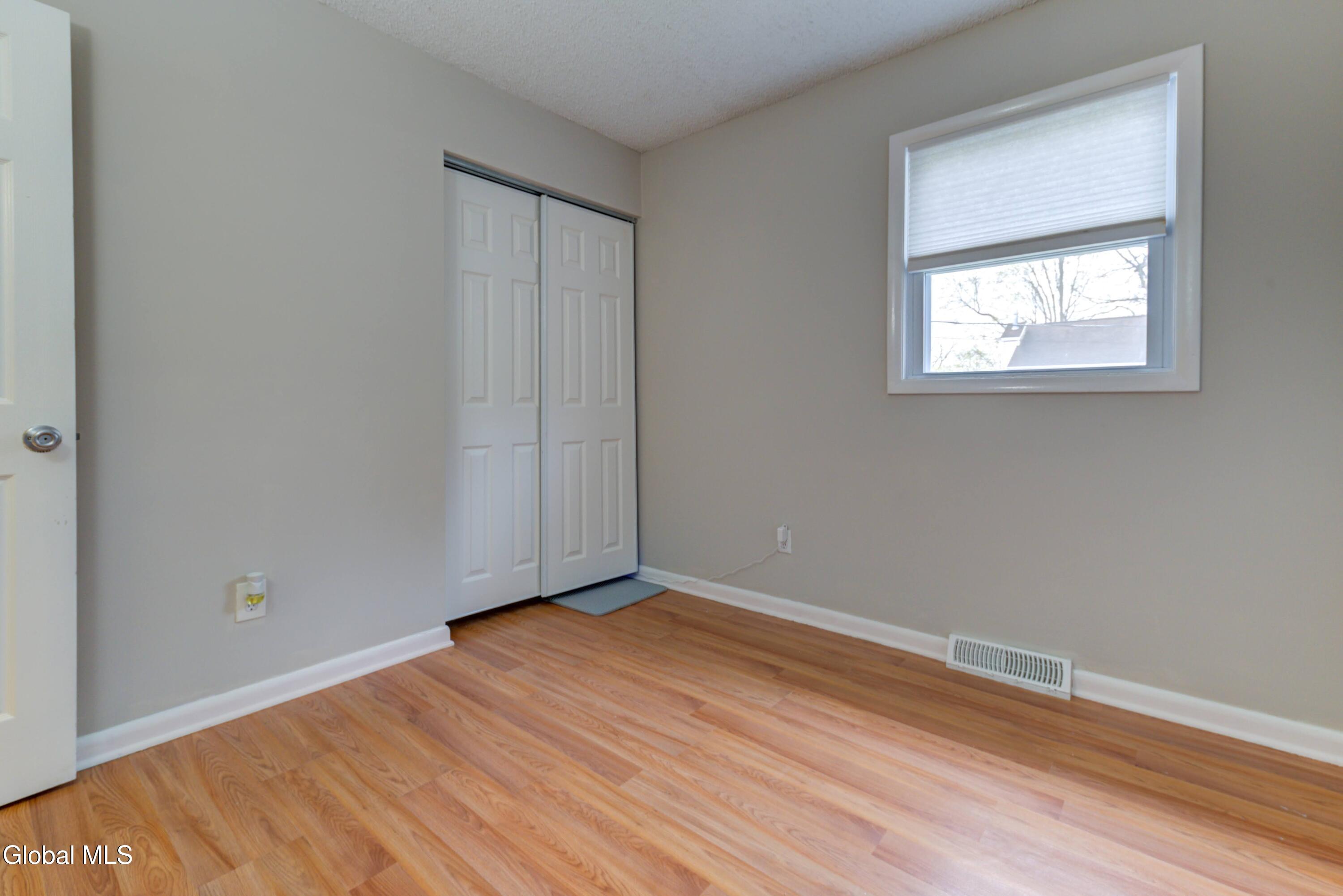10 Florida Avenue Rensselaer NY 12144