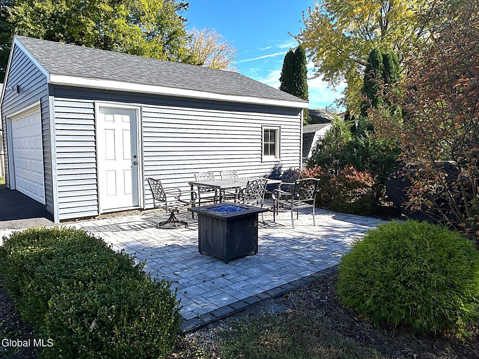 32 Highland Avenue Albany NY 12205