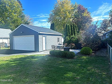 32 Highland Avenue Albany NY 12205