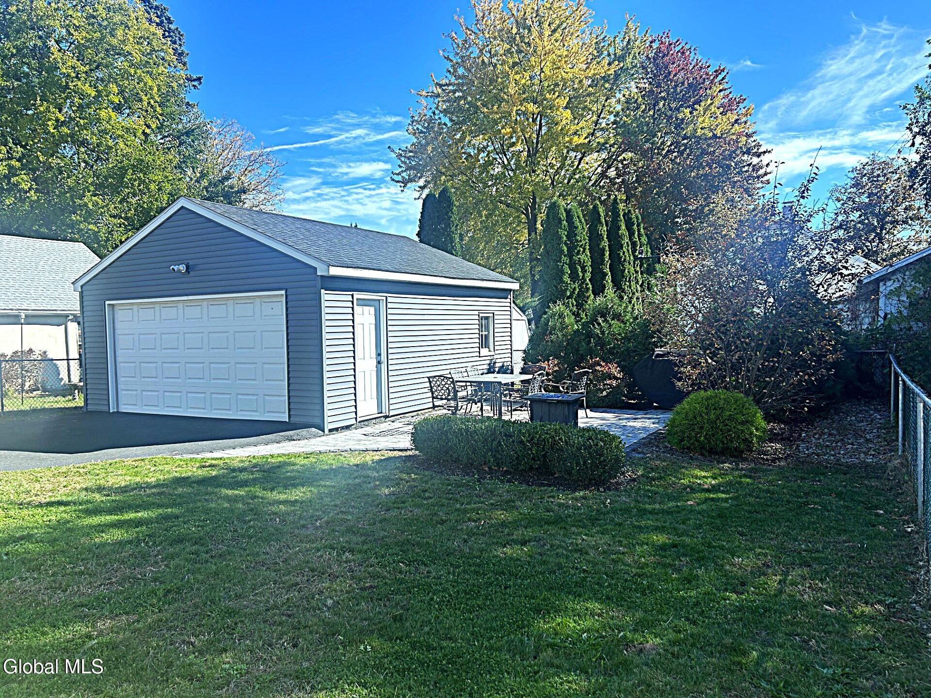 32 Highland Avenue Albany NY 12205