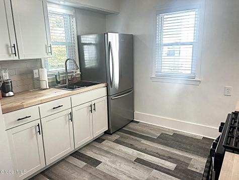 32 Highland Avenue Albany NY 12205