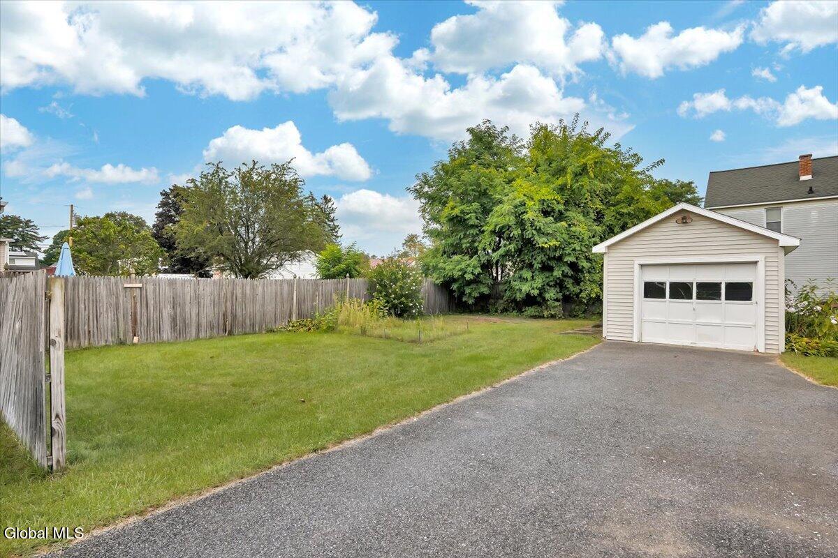 352 Melrose Street Rotterdam NY 12306