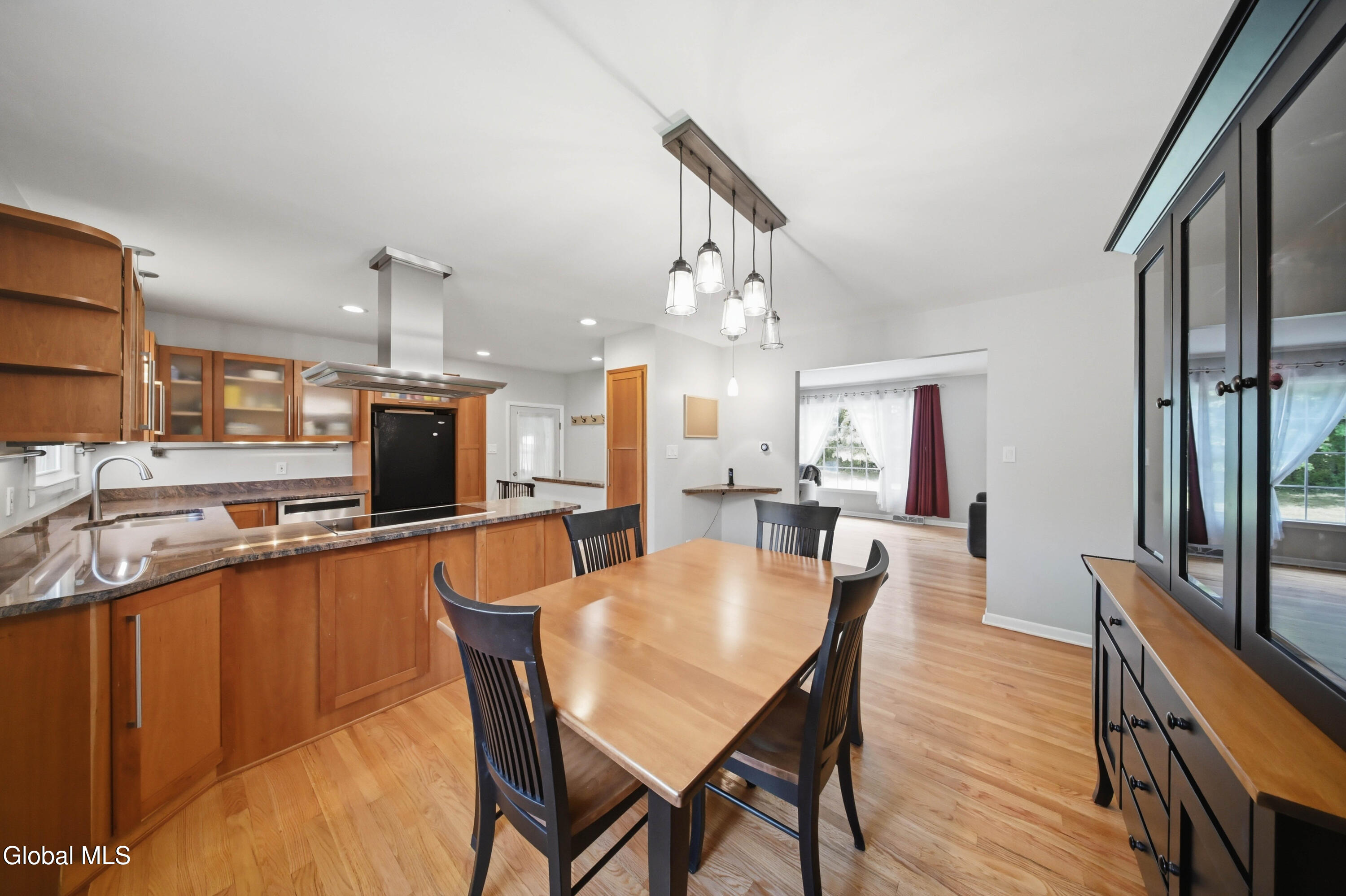 48 S Van Dyke Drive Rensselaer NY 12144