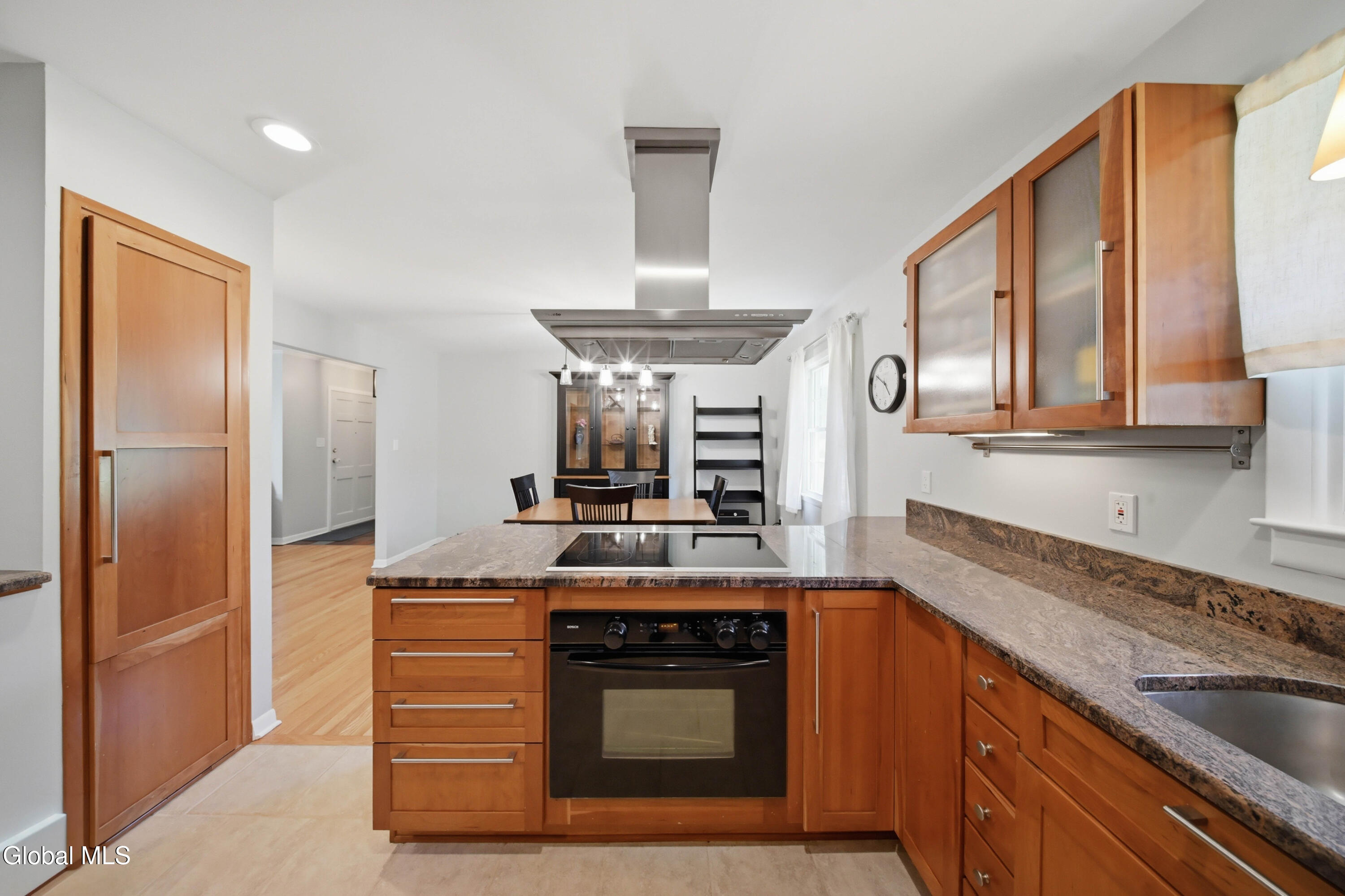 48 S Van Dyke Drive Rensselaer NY 12144