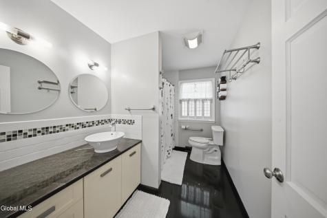48 S Van Dyke Drive Rensselaer NY 12144