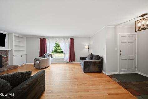 48 S Van Dyke Drive Rensselaer NY 12144