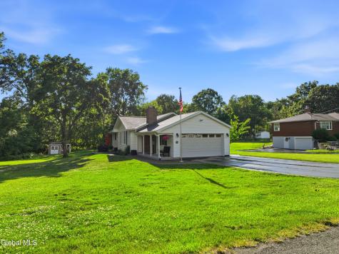 48 S Van Dyke Drive Rensselaer NY 12144