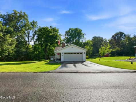 48 S Van Dyke Drive Rensselaer NY 12144