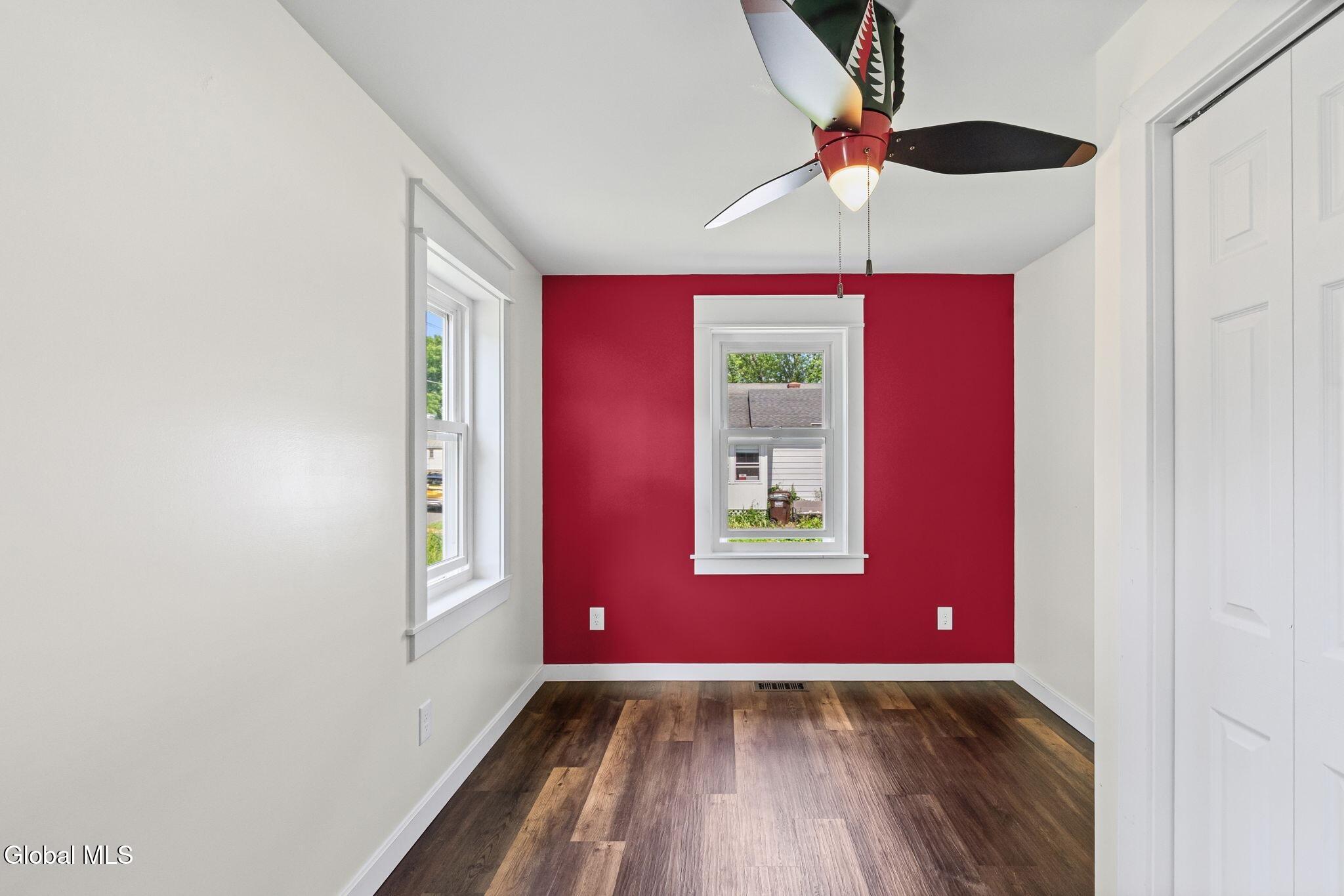 26 Hackett Street Selkirk NY 12158