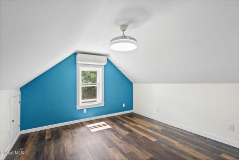 26 Hackett Street Selkirk NY 12158