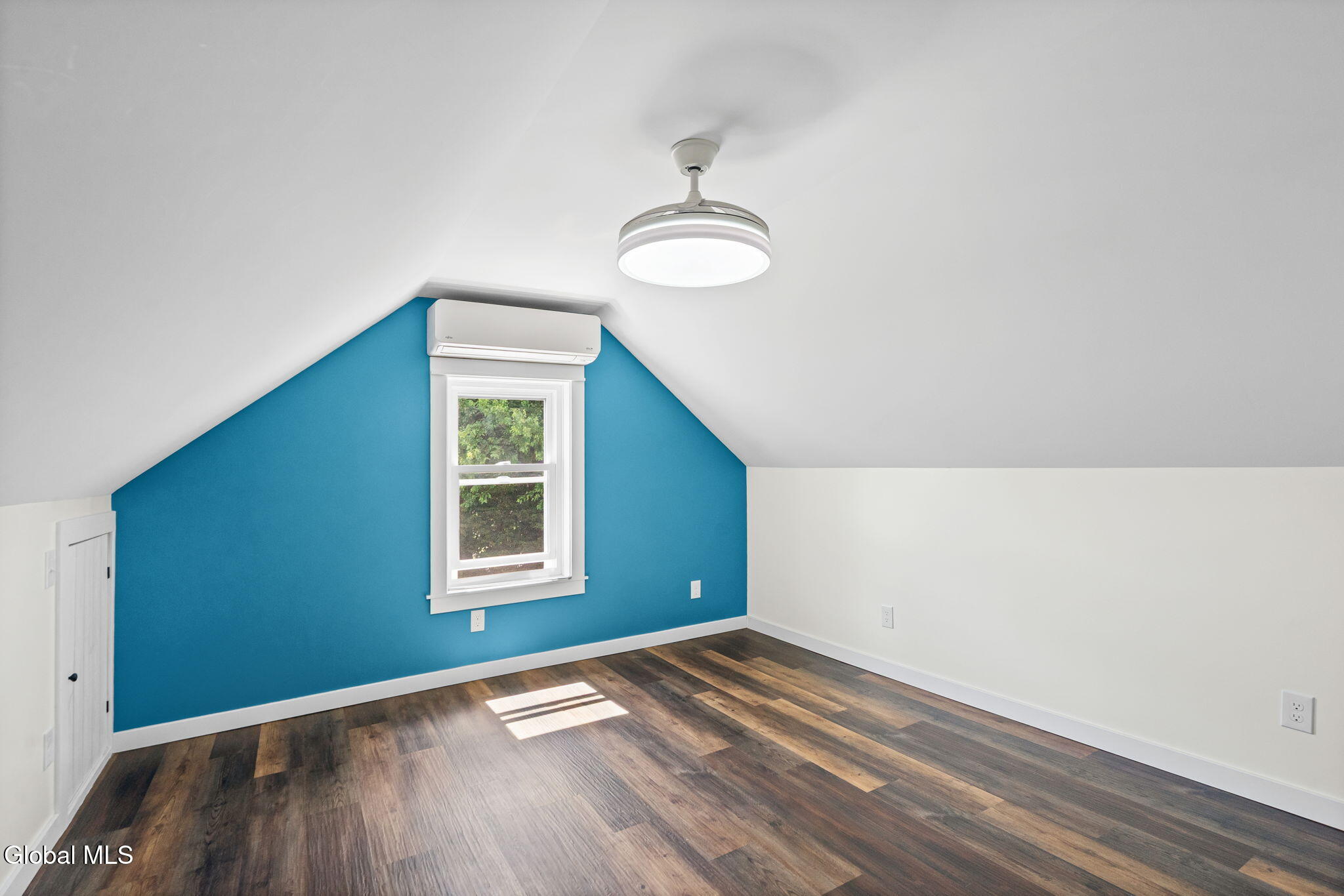 26 Hackett Street Selkirk NY 12158