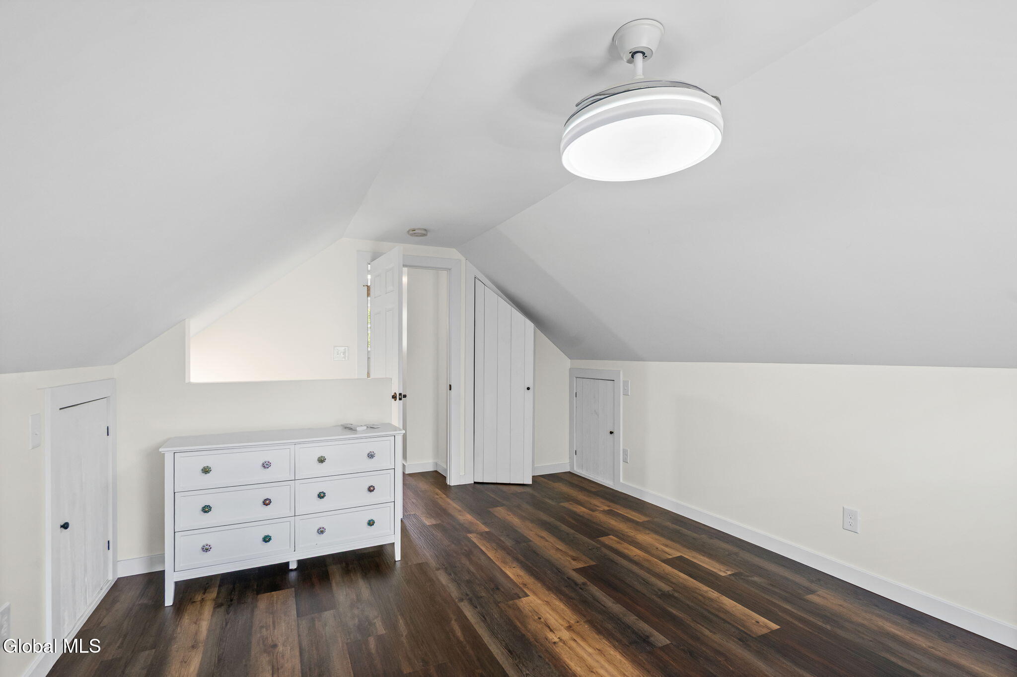 26 Hackett Street Selkirk NY 12158