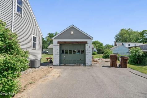 26 Hackett Street Selkirk NY 12158
