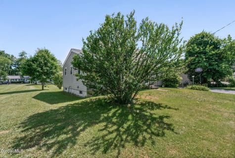 26 Hackett Street Selkirk NY 12158