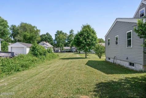26 Hackett Street Selkirk NY 12158