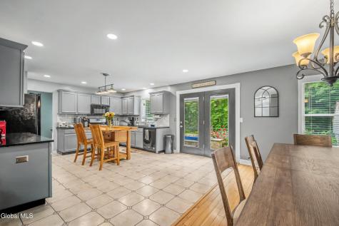 44 Willowbrook Terrace Halfmoon NY 12065