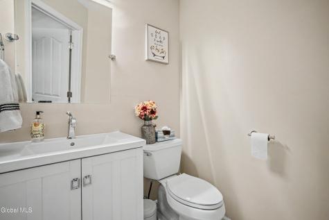 44 Willowbrook Terrace Halfmoon NY 12065