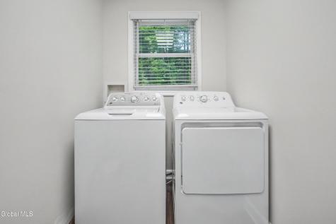 44 Willowbrook Terrace Halfmoon NY 12065