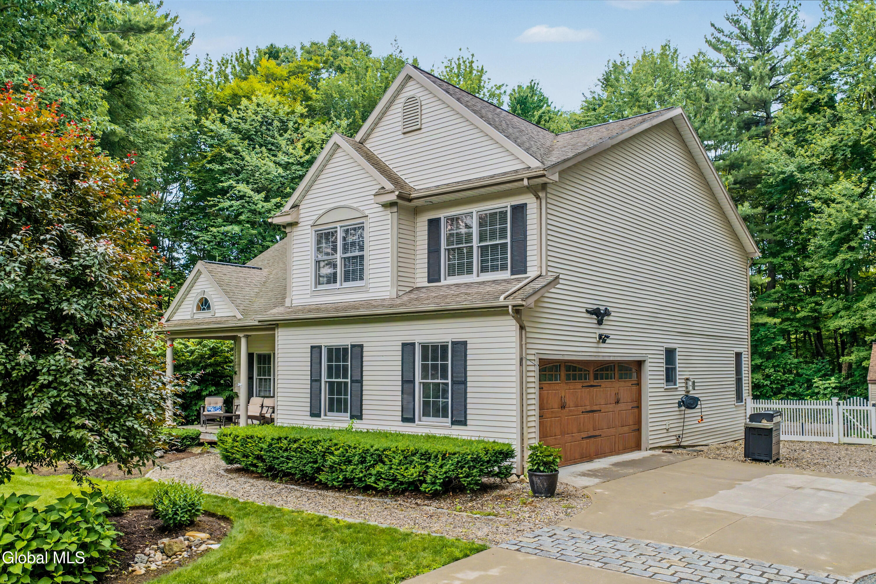 44 Willowbrook Terrace Halfmoon NY 12065