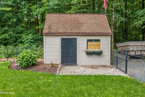 44 Willowbrook Terrace Halfmoon NY 12065